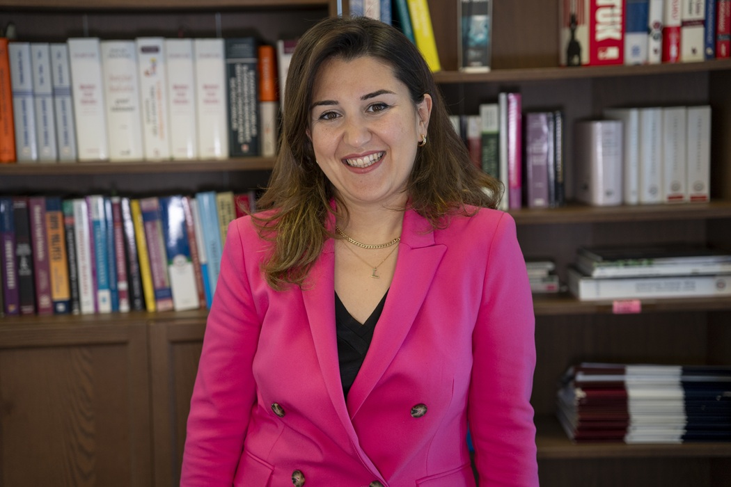 Lutfiye Karcıoğlu Batur